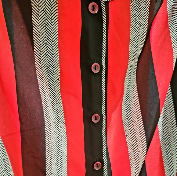 D'Allaird's Striped Blouse - Picture 4 of 4